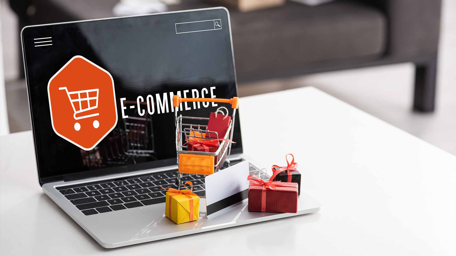 WooCommerce o Shopify: Confronto Onesto per Scegliere la Piattaforma Giusta
